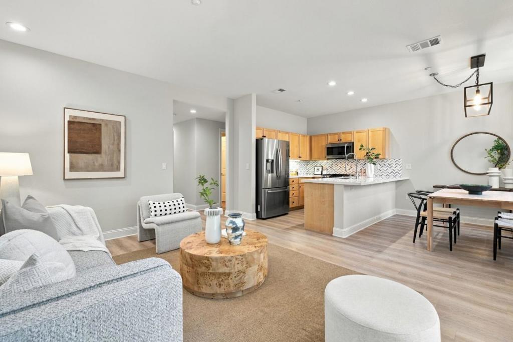 1913 Vida Court, Mountain View CA 94043
