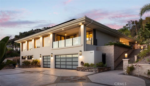 Photo of 10491 Ridgeway Drive Dr, North Tustin, CA 92705 (MLS # OC26191589)