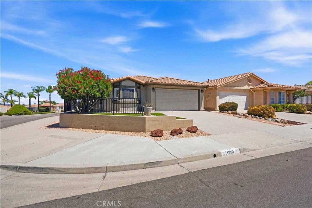 27660 Calle Haberio