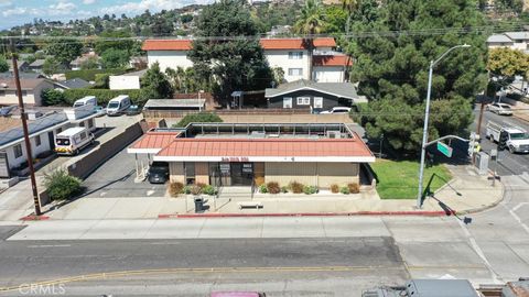 Photo of 12525 BEVERLY BVLD Blvd, Whittier, CA 90601 (MLS # PW25217998)