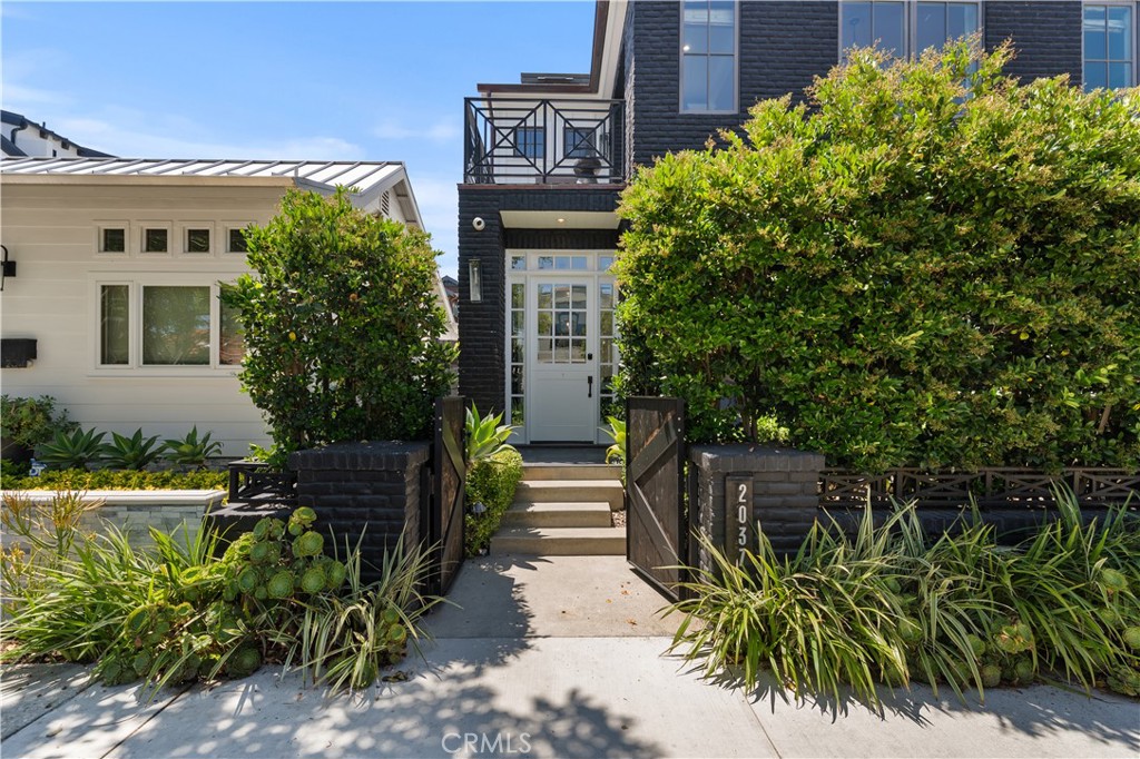 Balboa Peninsula Point (BLPP) - Residential Lease