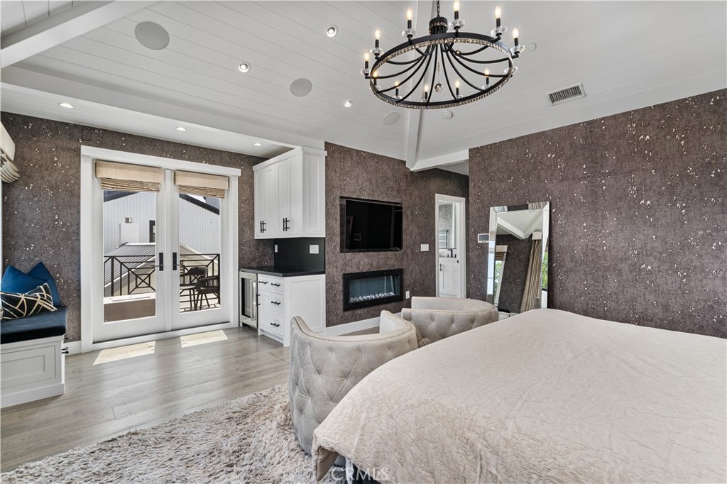 Balboa Peninsula Point (BLPP) - Residential Lease