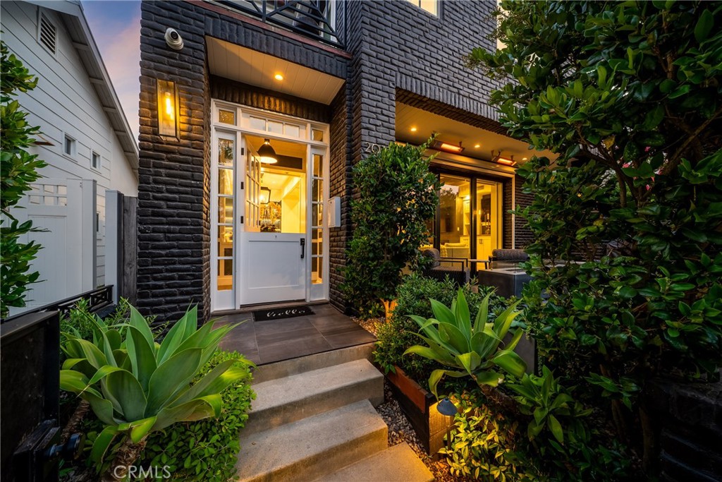 Balboa Peninsula Point (BLPP) - Residential Lease