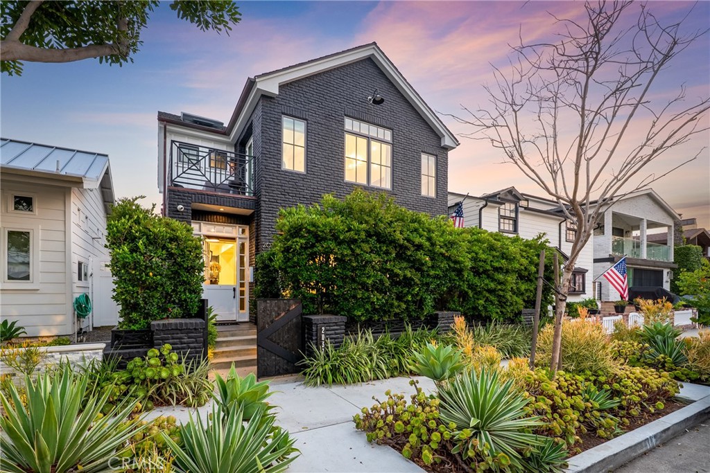 Balboa Peninsula Point (BLPP) - Residential Lease