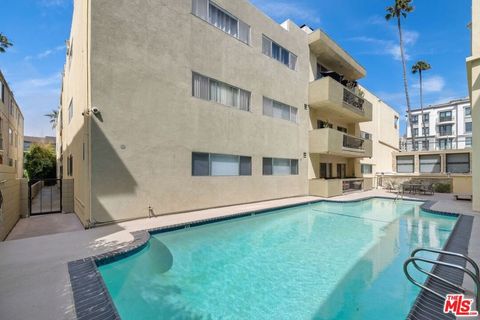 Tiny photo for 11970 Montana Avenue #102, Los Angeles, CA 90049 (MLS # 26669259)