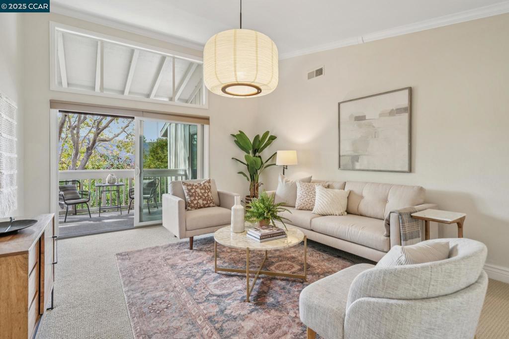 ROSSMOOR - Residential