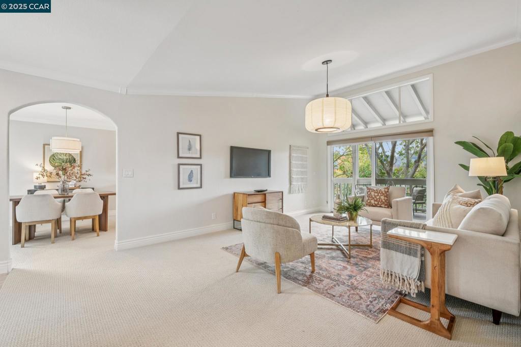 ROSSMOOR - Residential