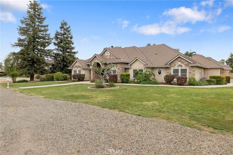 Photo of 1928 S Shirk Rd, Visalia, CA 93277 (MLS # PI26072705)