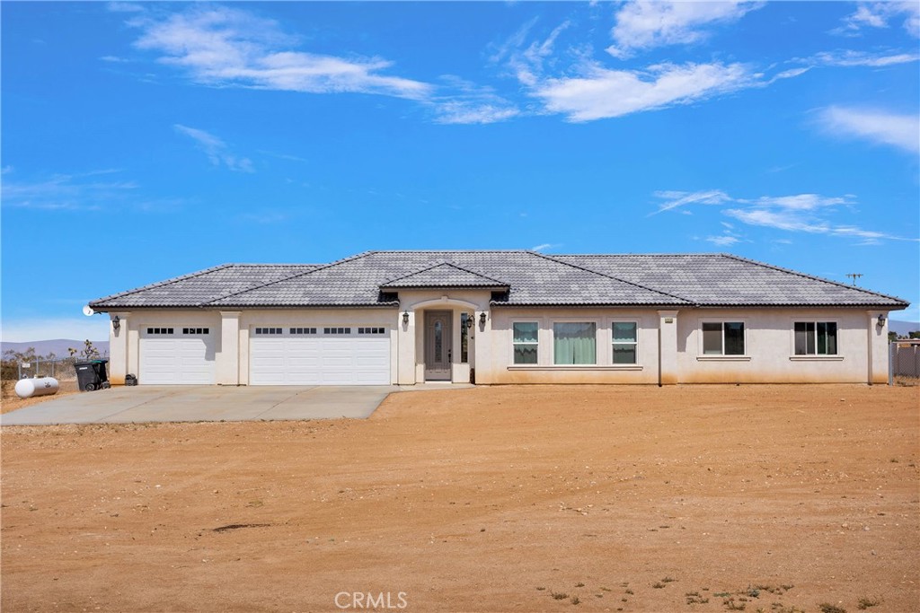 12233 Pueblo Trail