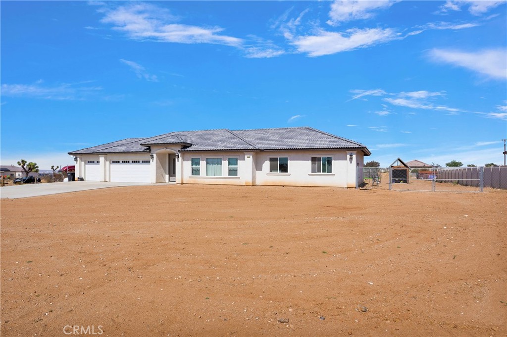 12233 Pueblo Trail