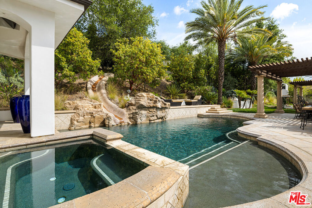The Oaks - Residential