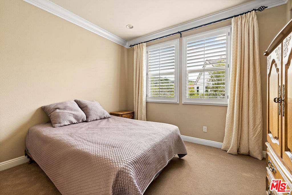 The Oaks - Residential