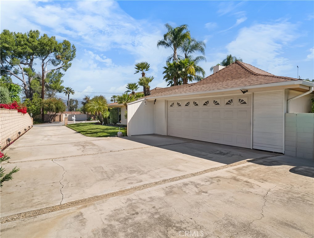 21166 E Rimpath Drive E