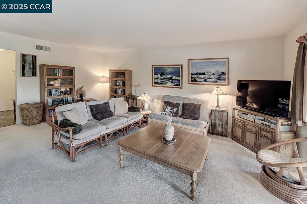 ROSSMOOR - Residential