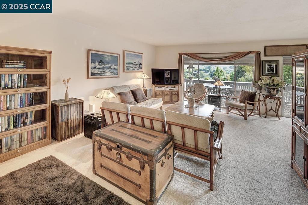 ROSSMOOR - Residential