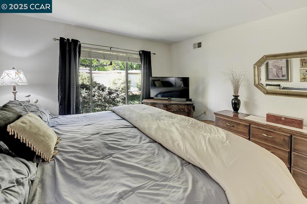 ROSSMOOR - Residential