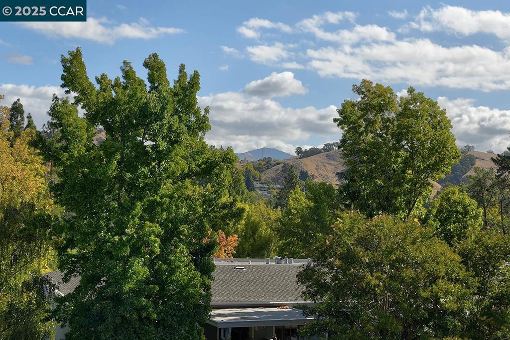 ROSSMOOR - Residential