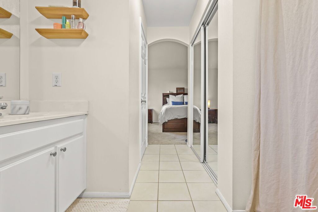 Mountain View on Roxford - Residential