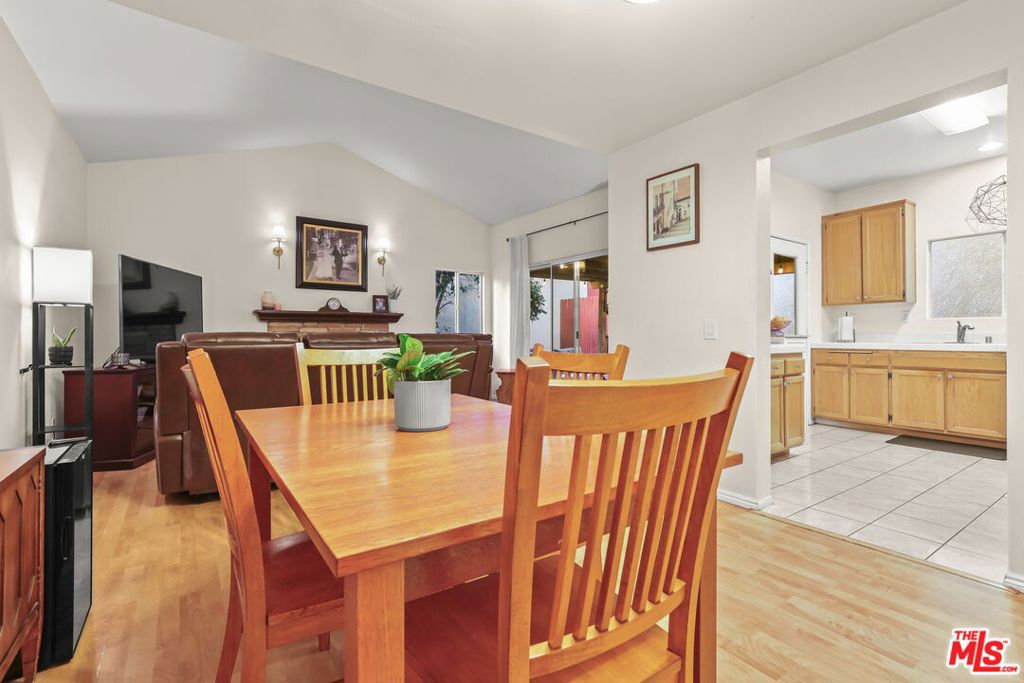 Mountain View on Roxford - Residential