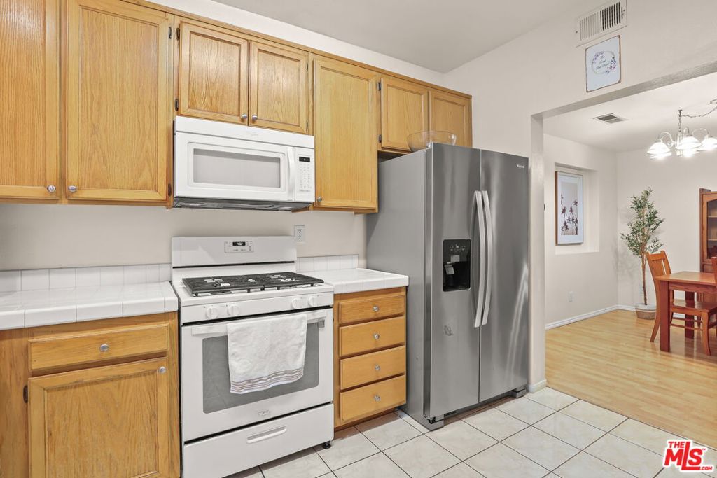 Mountain View on Roxford - Residential