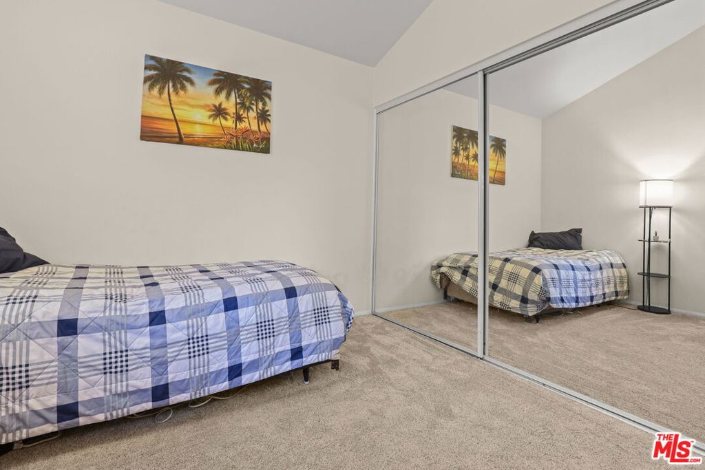 Mountain View on Roxford - Residential