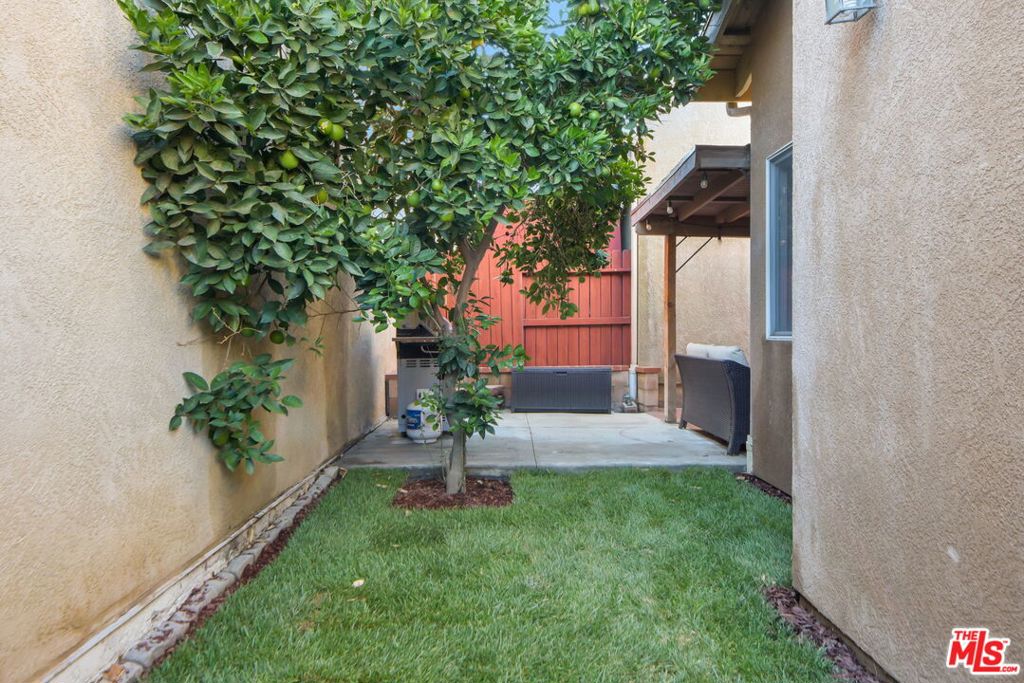 Mountain View on Roxford - Residential