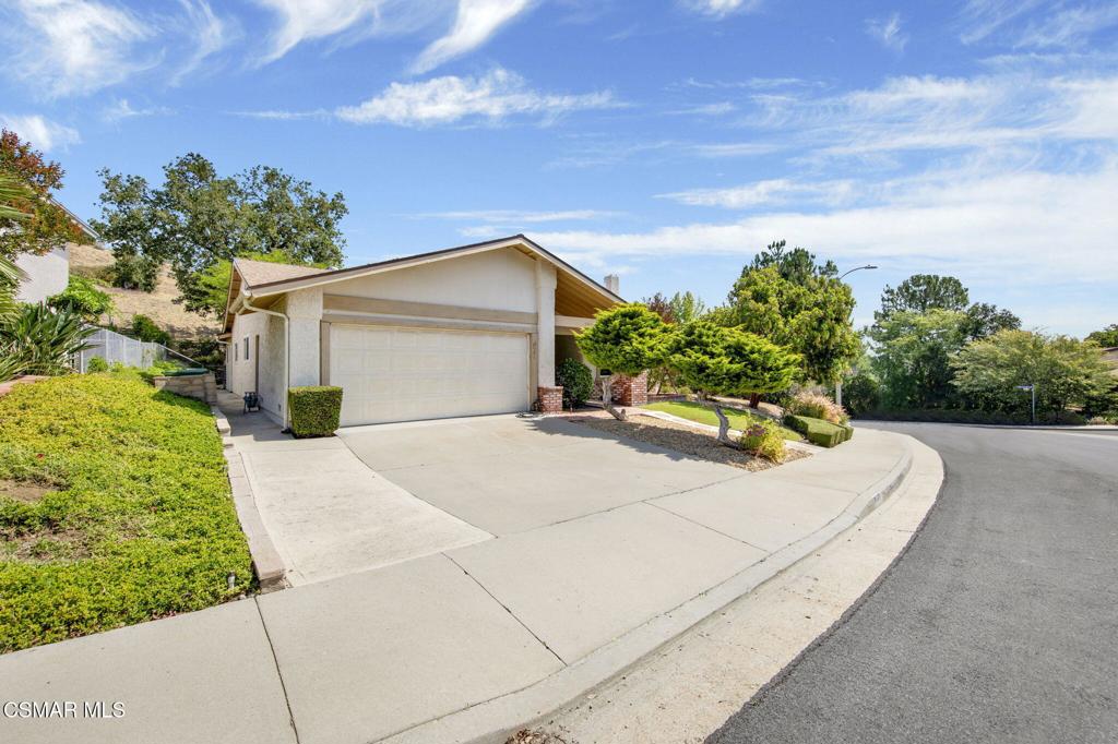 5469 Softwind Way