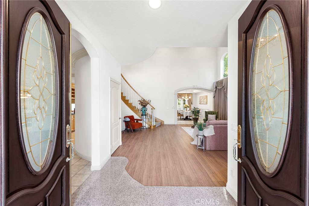 159 N San Marino Avenue