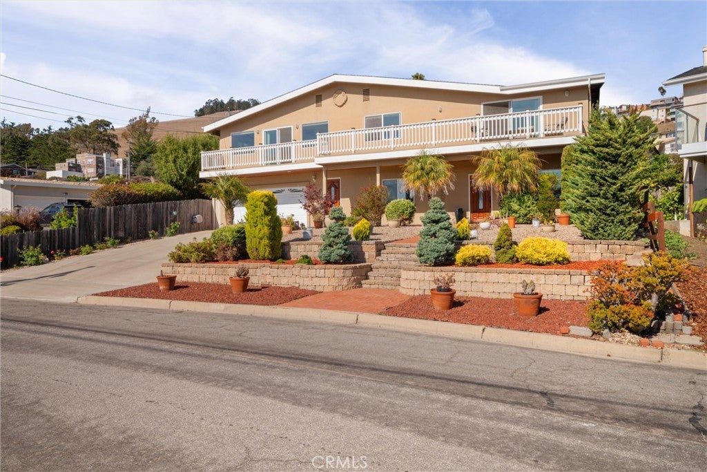 2740 Ironwood
