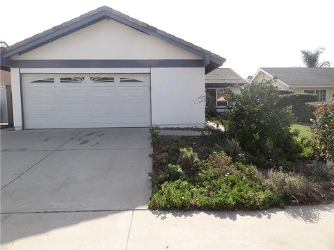 Photo of 4812 Lori Ann Lane, Irvine, CA 92604 (MLS # PW25244074) Photo of 4812 Lori Ann Lane, Irvine, CA 92604 (MLS # PW25244074)