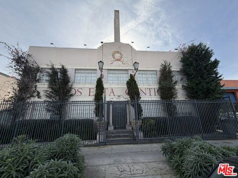 Photo of 2252 W Washington Boulevard, Los Angeles, CA 90018 (MLS # 26681409)