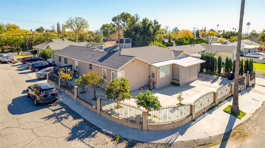 Welcome to 1670 & 1672 N Oxford Ave and 1660 Oakwood St, located in sought-after Northeast (Unincorporated) Pasadena. This exceptional multi-unit property offers outstanding versatility and income potential.

The property features a fully remodeled main residence with 3 bedrooms and 2 bathrooms, along with two accessory dwelling units (ADUs):

ADU #1: 2 bedrooms, 1 bathroom — new construction completed in 2024

ADU #2: 1 bedroom, 1 bathroom

The entire property has undergone a comprehensive renovation, including a new roof, updated electrical, plumbing, HVAC systems, and more—providing peace of mind and long-term value.

Each unit is equipped with separate gas and electric meters, while the water meter is shared. Enjoy ample unrestricted street parking and low-maintenance concrete landscaping throughout the property.

Currently, two units are tenant-occupied with leases in place through November 2026, while one unit is owner-occupied, making this an ideal opportunity for both investors and owner-users.