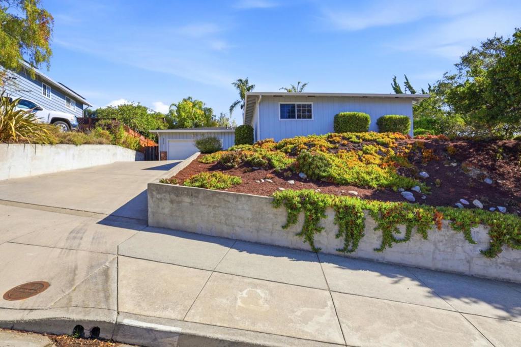 5010 Thurber Lane
