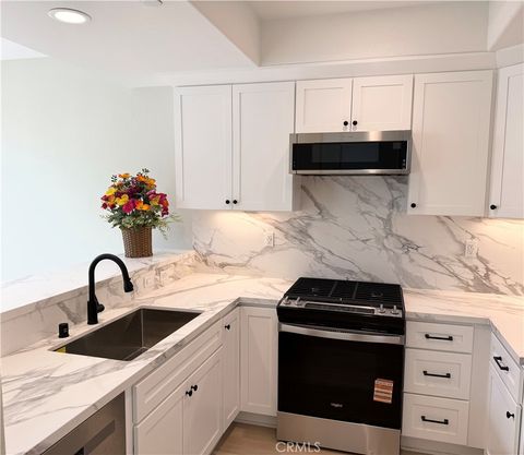 12265 N Lima Sylmar CA 91342