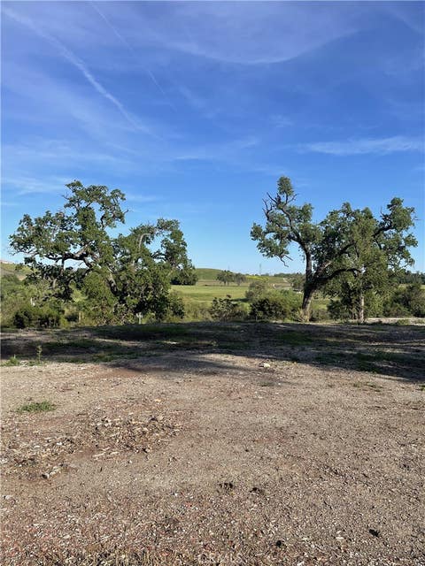Photo of 0 8th Street, Templeton, CA 93465 (MLS # TR26151497)