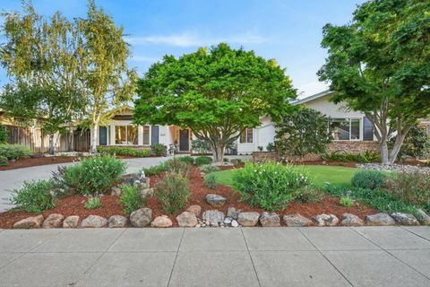 Photo of 1241 Levin Avenue, Mountain View, CA 94040 (MLS # ML82040364)
