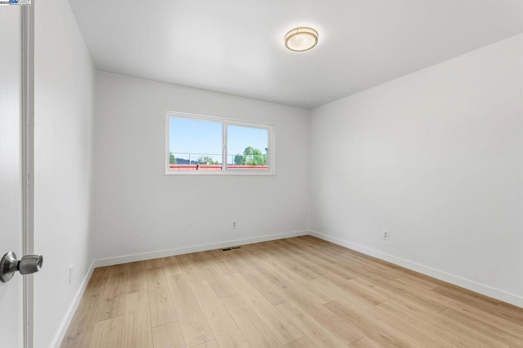 PARK PLAZA - Residential