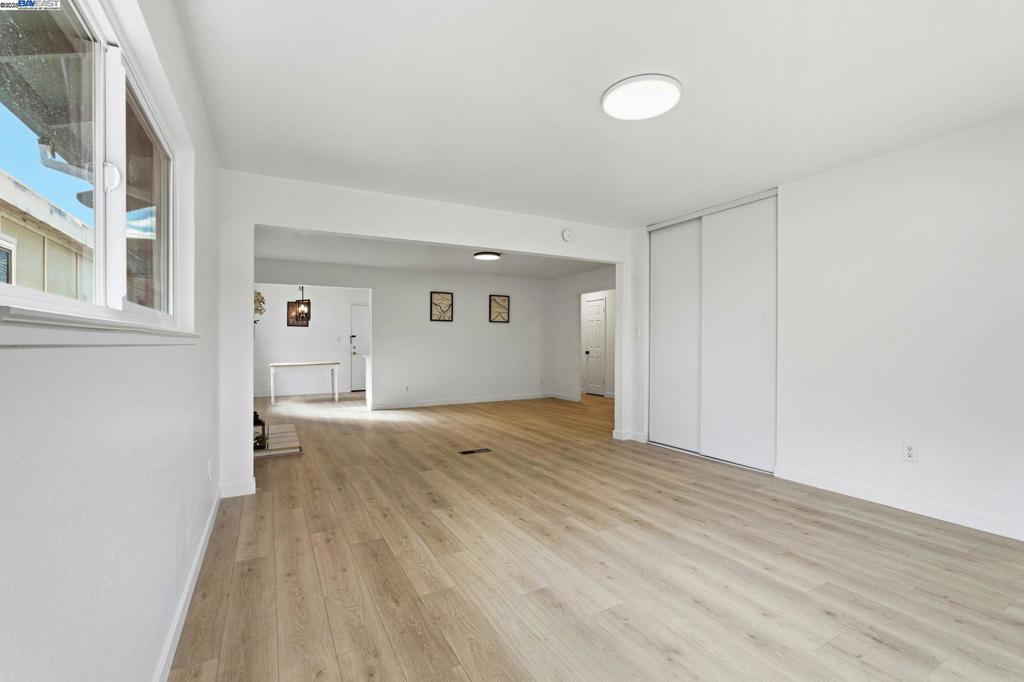 PARK PLAZA - Residential