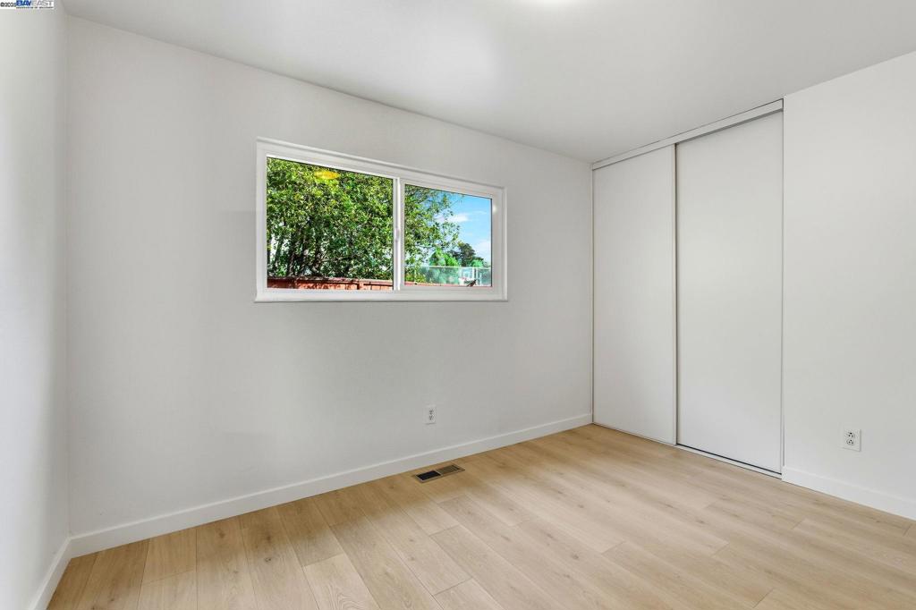 PARK PLAZA - Residential