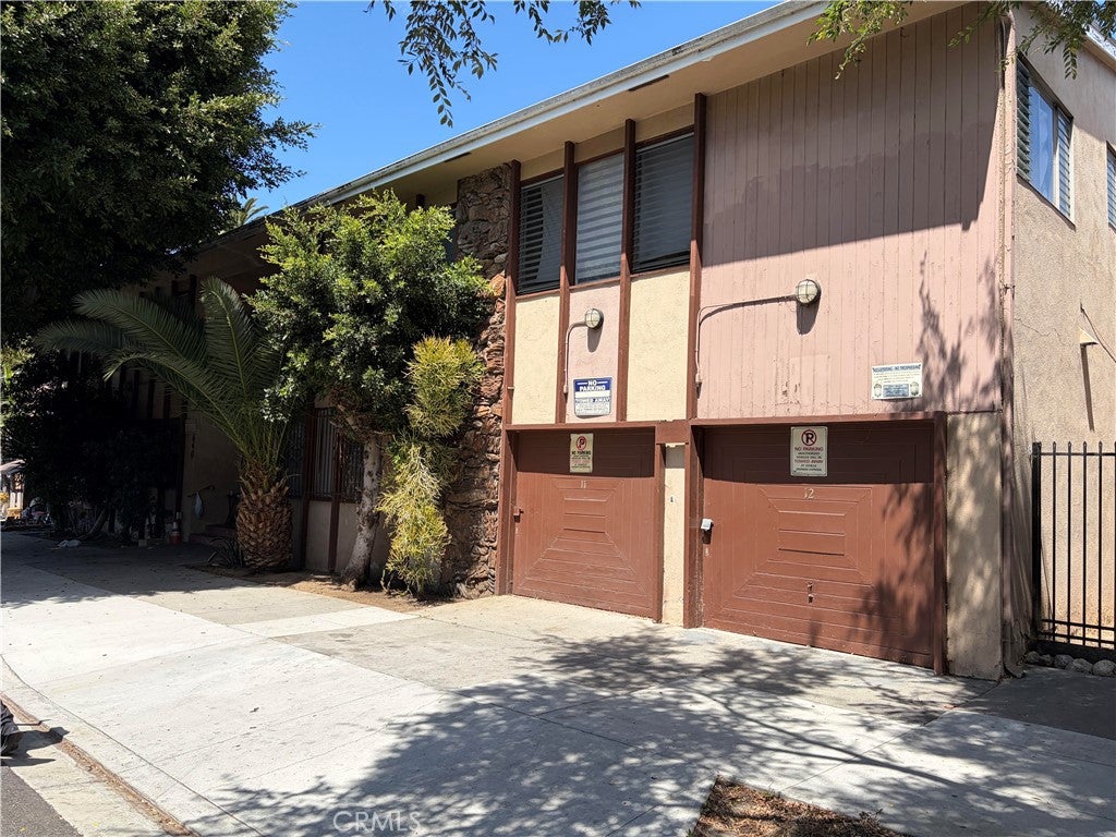 640 Elm Avenue