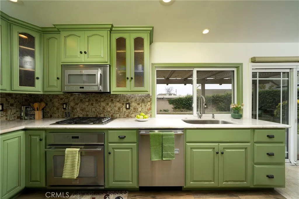 Cypress, California 90630, United States, 5 Bedrooms Bedrooms, ,3 BathroomsBathrooms,Residential,Pending,211863