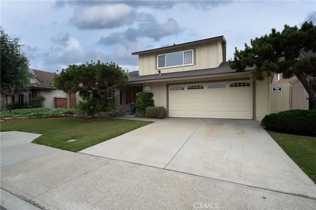 Cypress, California 90630, United States, 5 Bedrooms Bedrooms, ,3 BathroomsBathrooms,Residential,Pending,211863