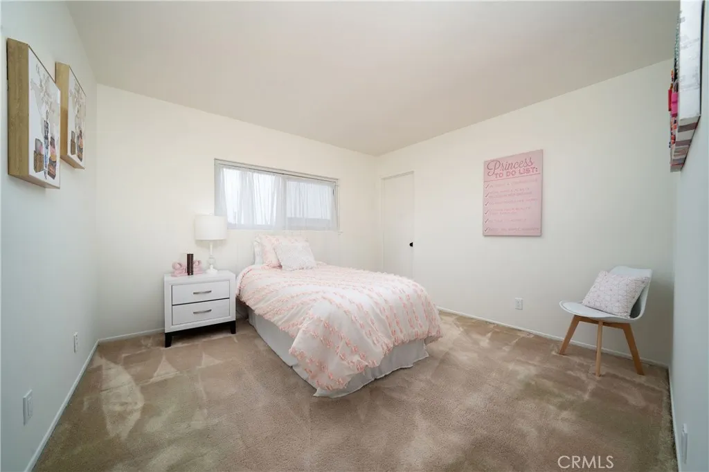 Cypress, California 90630, United States, 5 Bedrooms Bedrooms, ,3 BathroomsBathrooms,Residential,Pending,211863