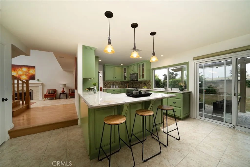 Cypress, California 90630, United States, 5 Bedrooms Bedrooms, ,3 BathroomsBathrooms,Residential,Pending,211863