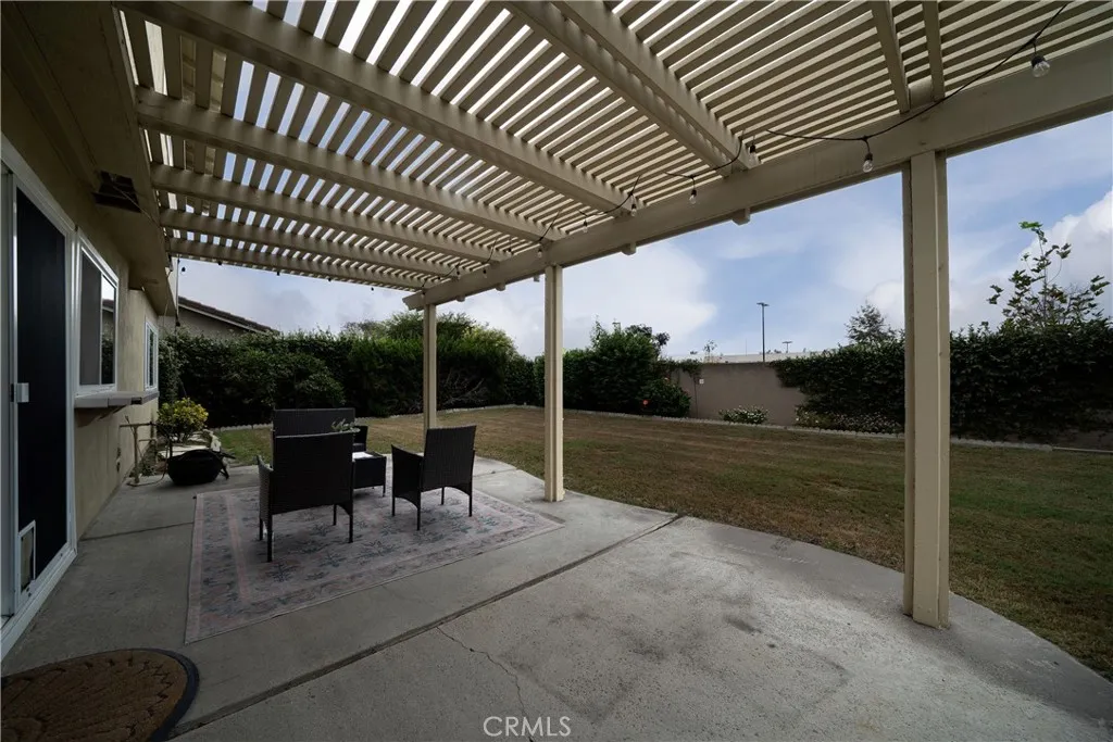 Cypress, California 90630, United States, 5 Bedrooms Bedrooms, ,3 BathroomsBathrooms,Residential,Pending,211863