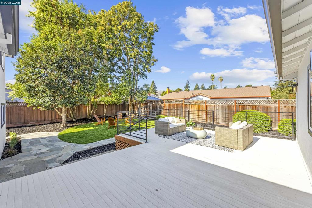 CROW CANYON - Residential