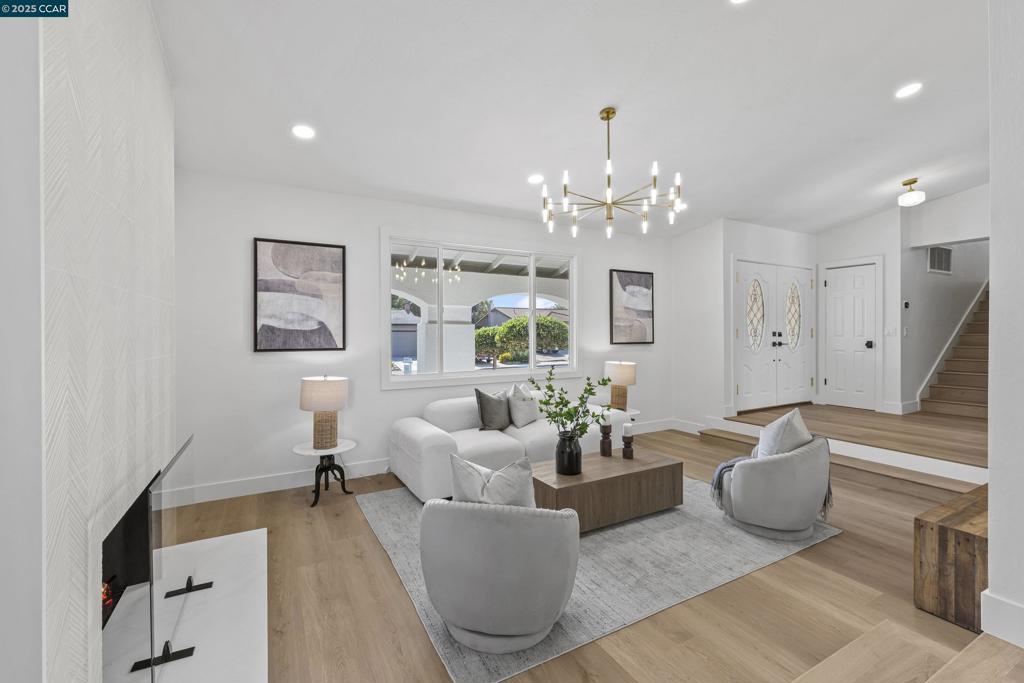 CROW CANYON - Residential
