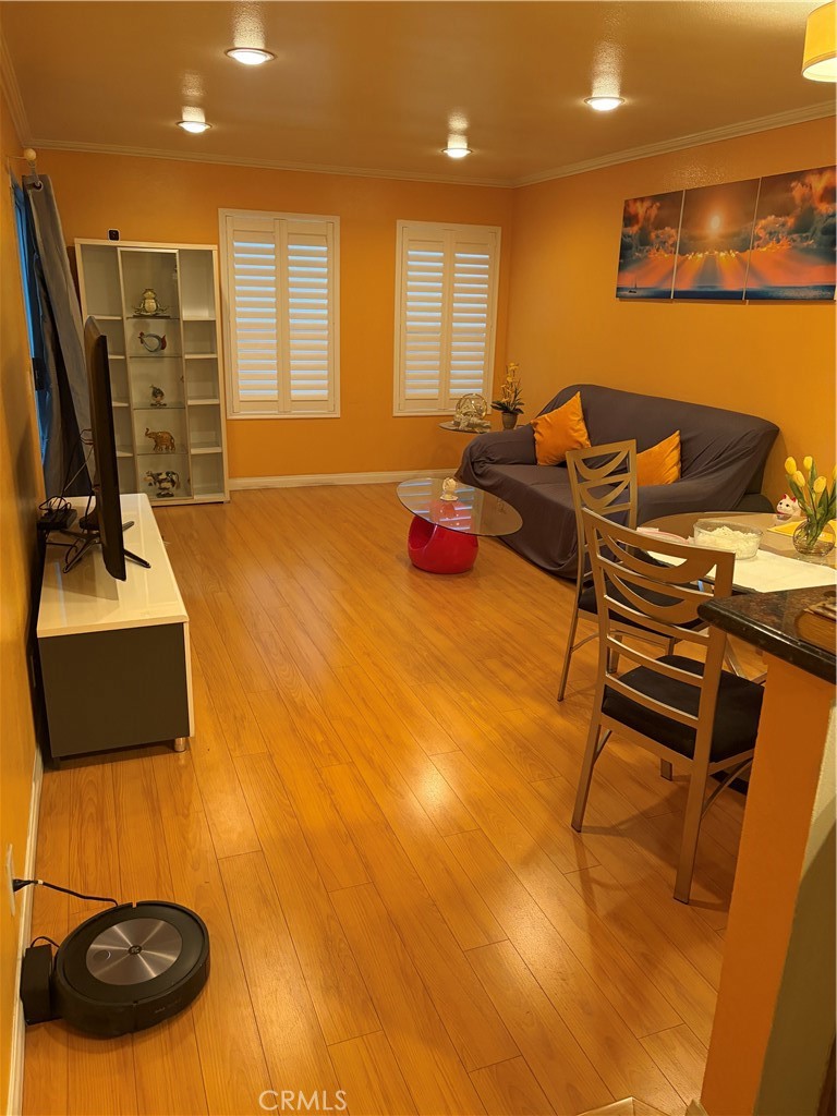 3408 Hathaway Avenue