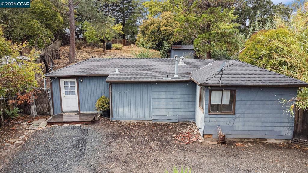 Photo of 233 Sierra Dr Dr, Walnut Creek, CA 94596 (MLS # 41131522)