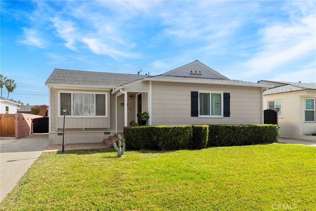 3702 N Studebaker Road